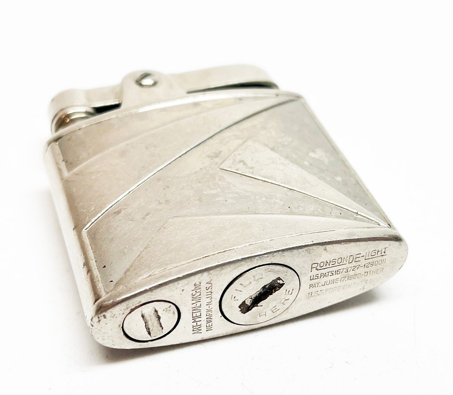 1930s Ronson De-Light Raised Metal Design Lighter