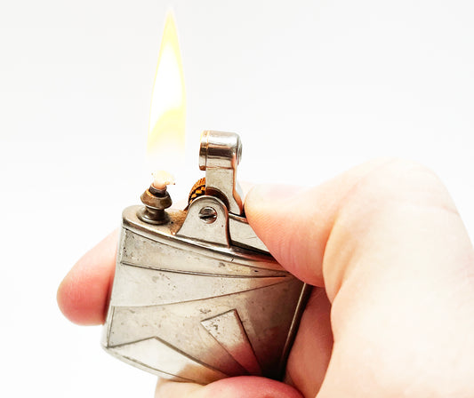 1930s Ronson De-Light Raised Metal Design Lighter