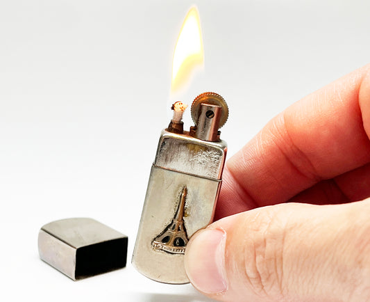 Working 1940s Eiffel Tower Souvenir Paris Lighter
