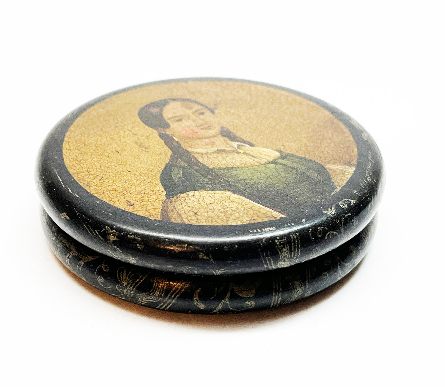 Handpainted Victorian Paper Mache Snuff Box