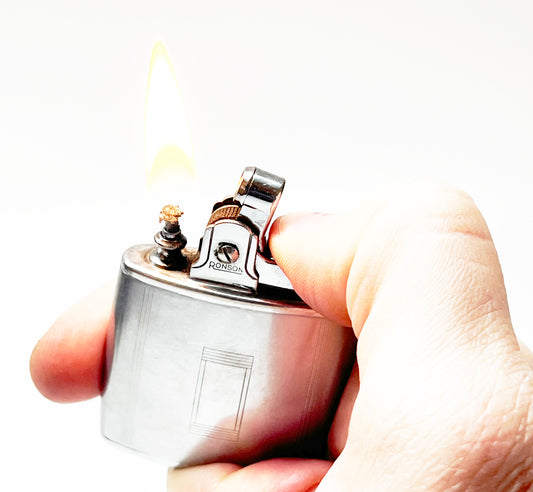 1960s Ronson Flo-Line Standard Lighter