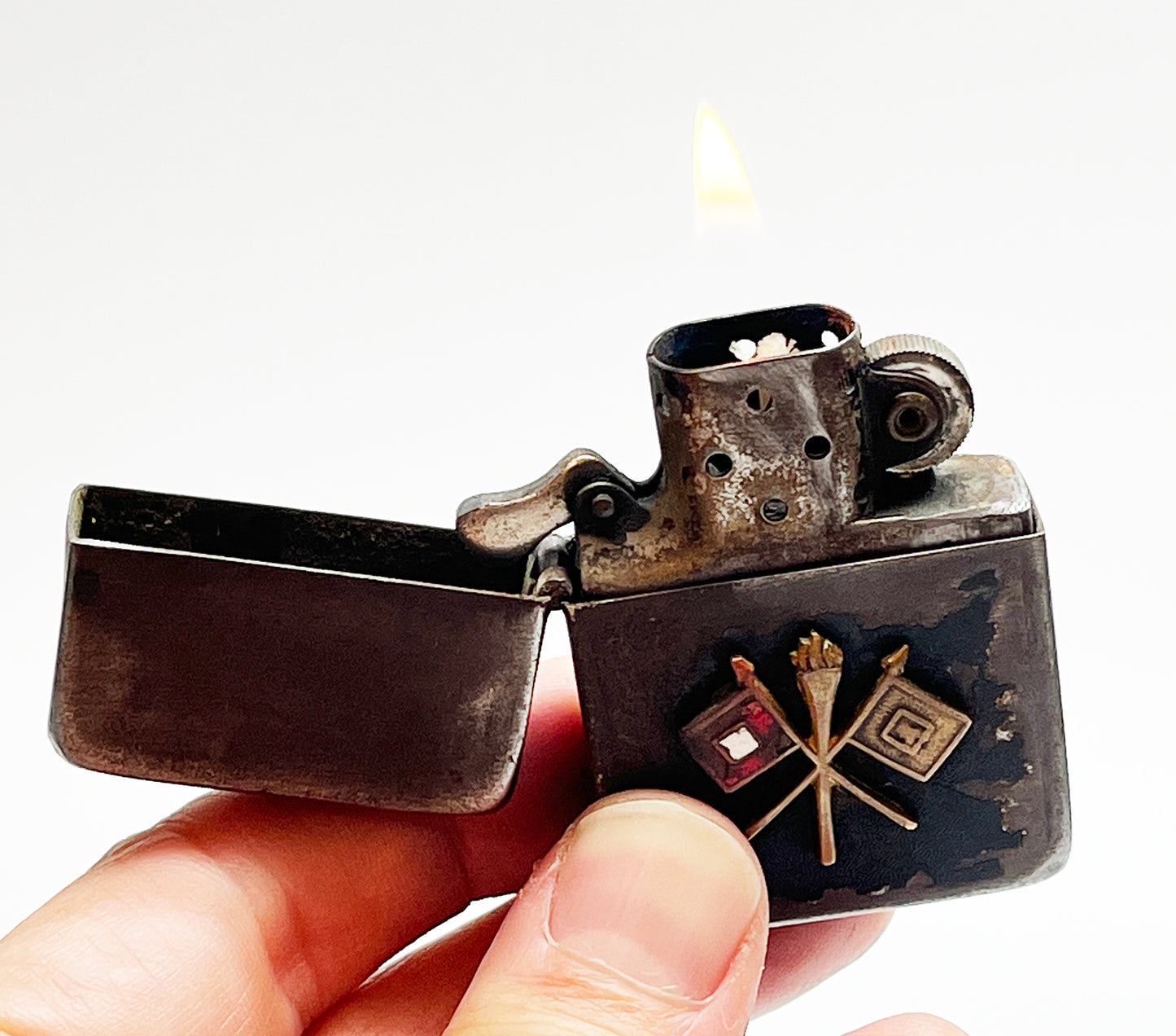 1943-1945 Black Crackle WWII Army Signal Corps Trench Art Zippo