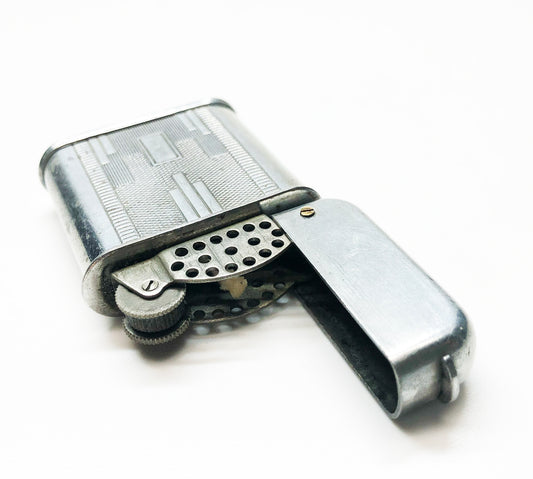 1940s Europe Flip Top Lighter
