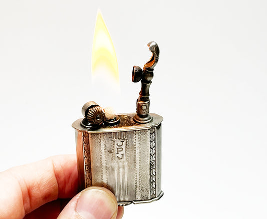 Working 1920s Vintage Evans Lift Arm Vintage Lighter