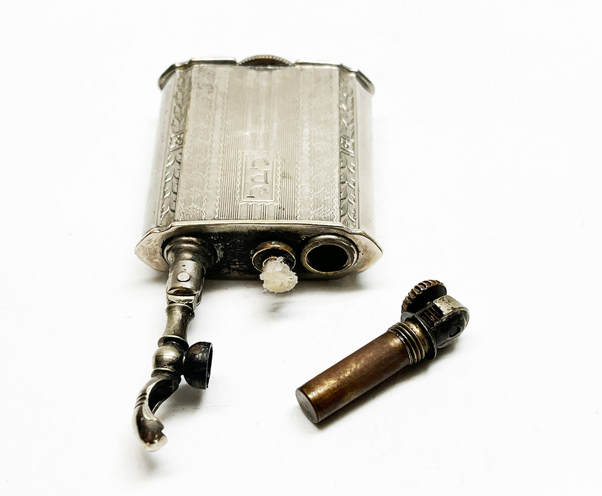 Working 1920s Vintage Evans Lift Arm Vintage Lighter