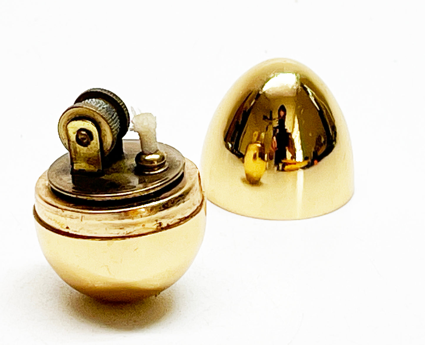 Working 1950s Golden Egg Mini Japanese Lighter