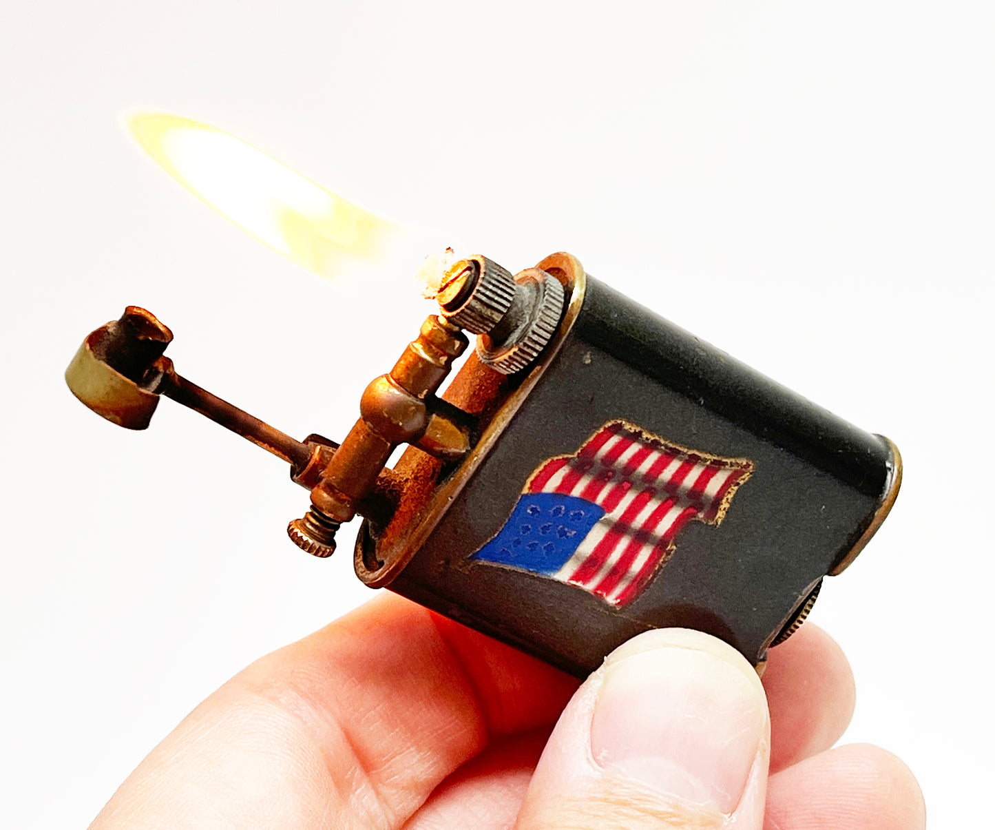 1930s Golden Wheel Lift Arm American Flag Lighter
