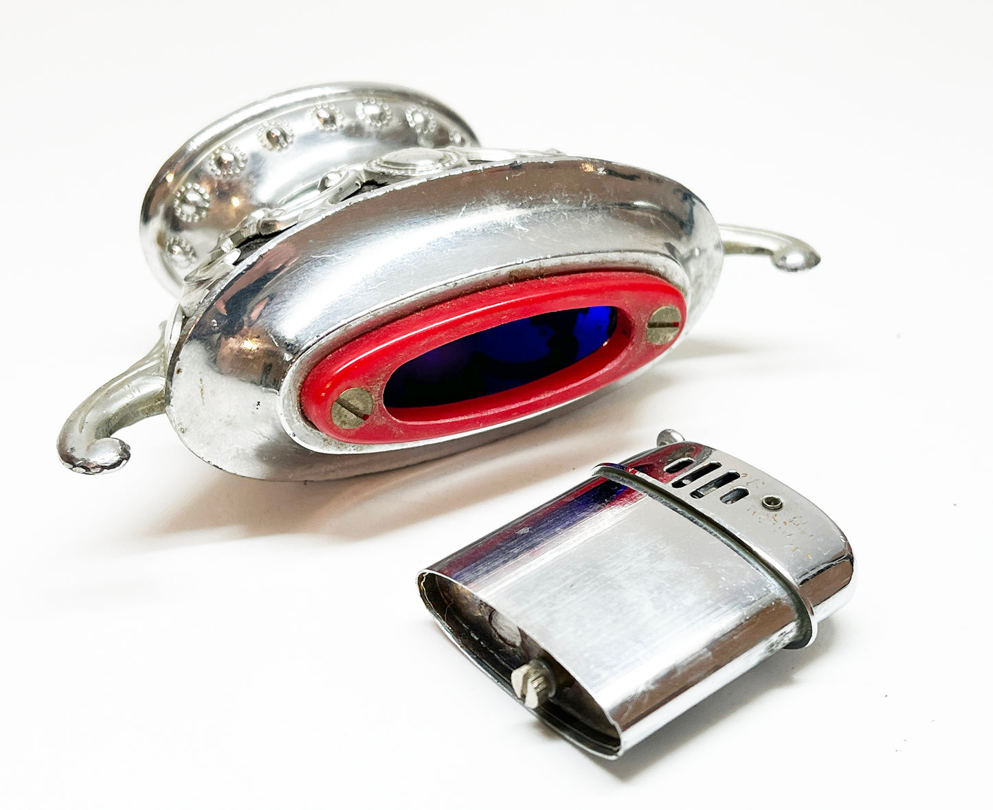 1950s Japanese Lantern Shaped Bakelite Figural Lighter