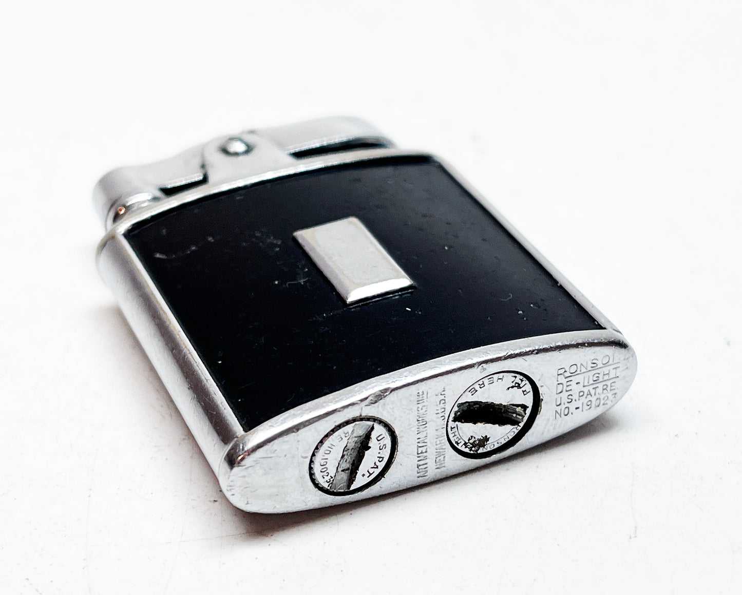 1929 - 1930 Ronson De-Light Princess Lighter