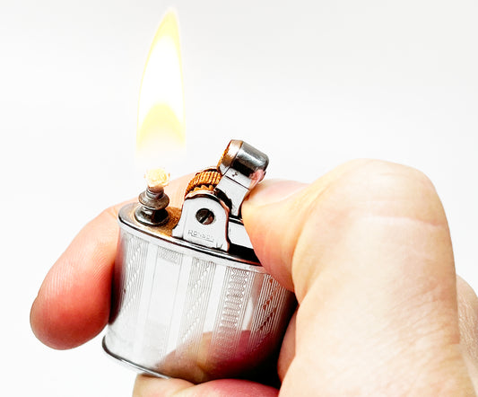 1929 - 1930 Ronson De-Light Princess Lighter