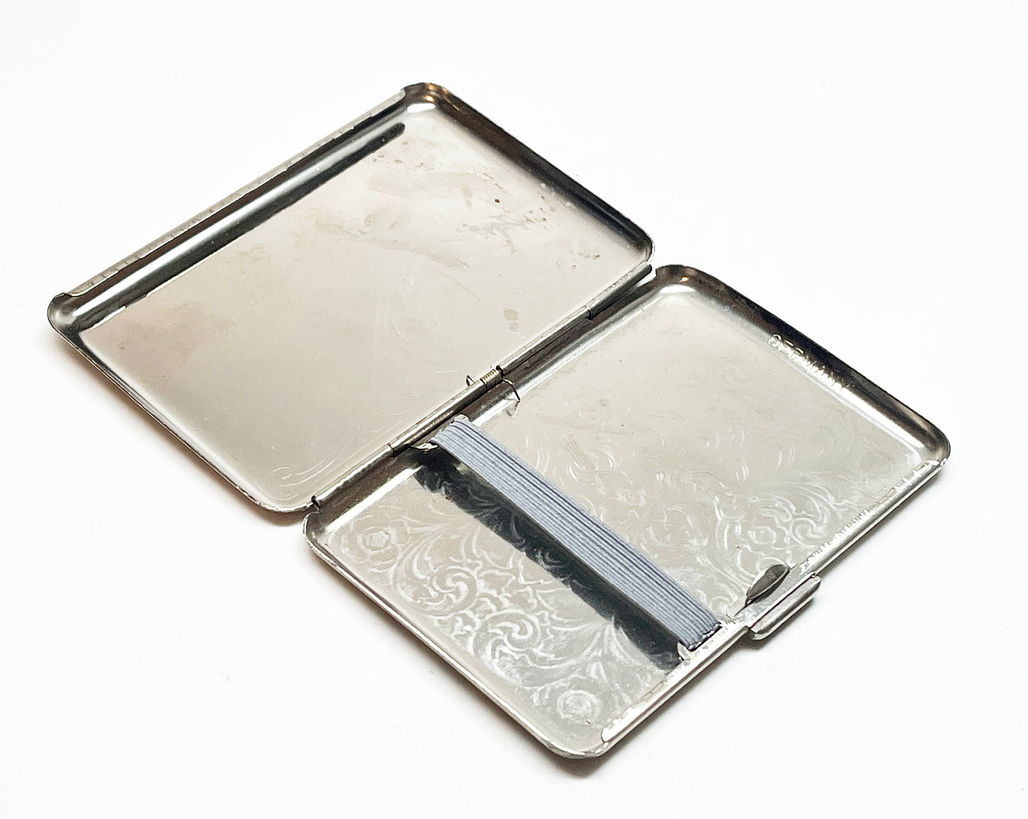 1950s Engraved Scrollwork Card / Cigarette Case