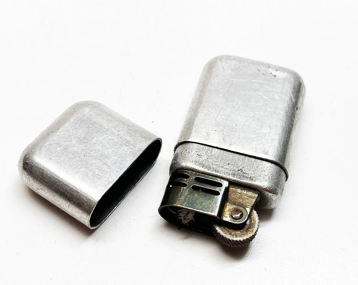 1940s Aluminum Sleeve Trench Style Lighter