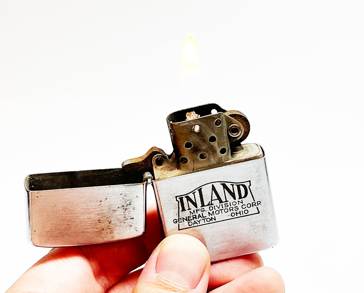 1947 - 1949 Zippo Three Barrel Hinge General Motors Advertising Lighter with Nickel Steel Insert