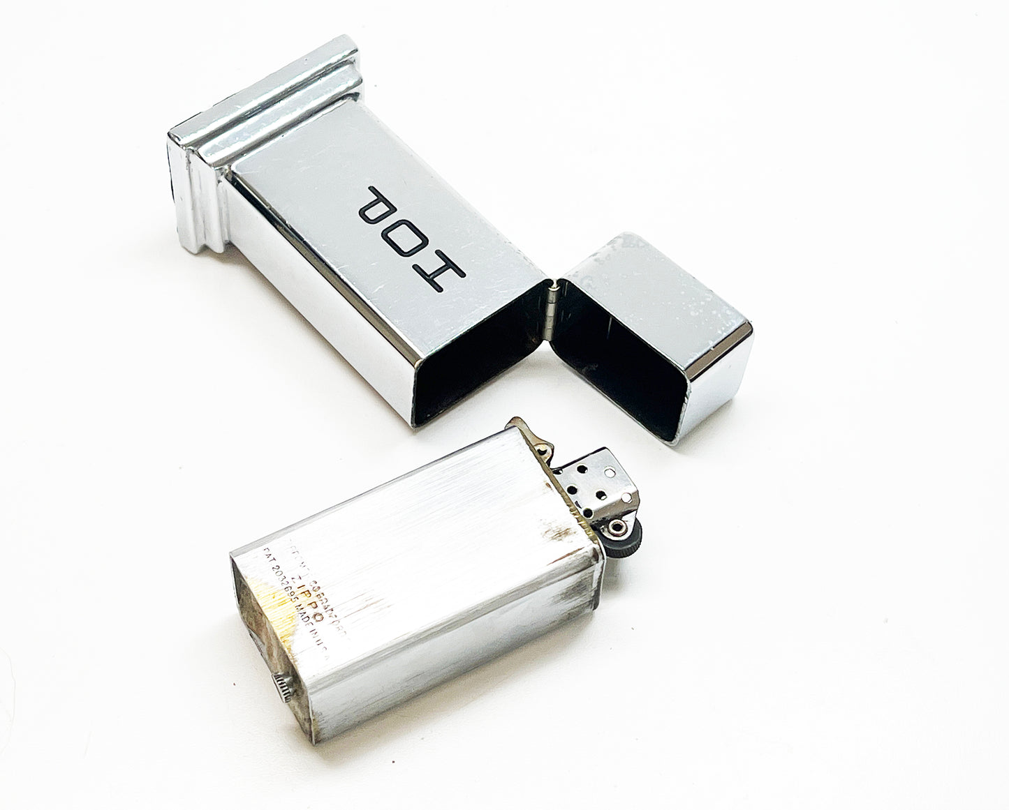 1947 - 1949 Zippo Barcroft Model 2 Table Lighter