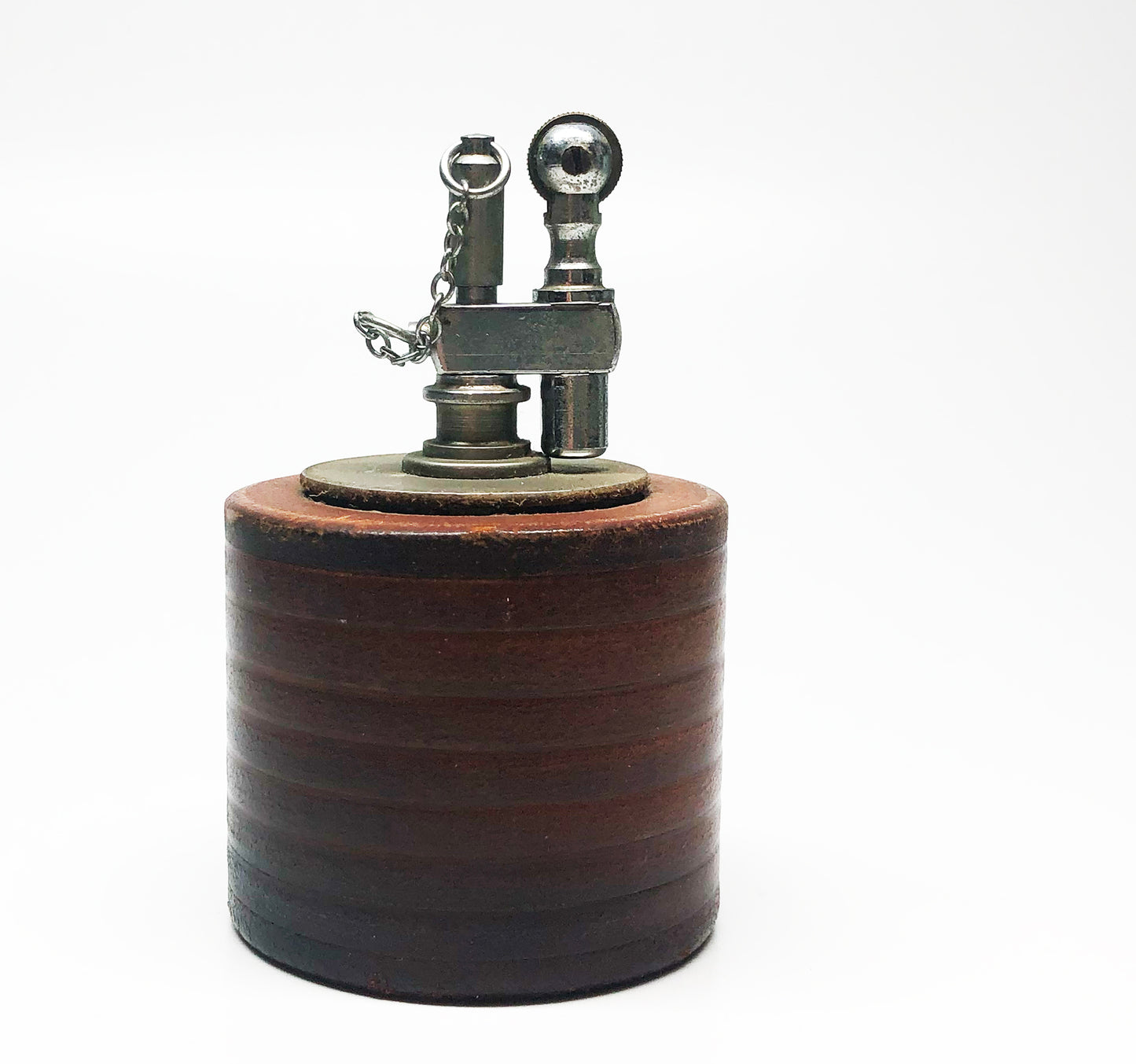 1930s Daltis Wooden Base Table Lighter
